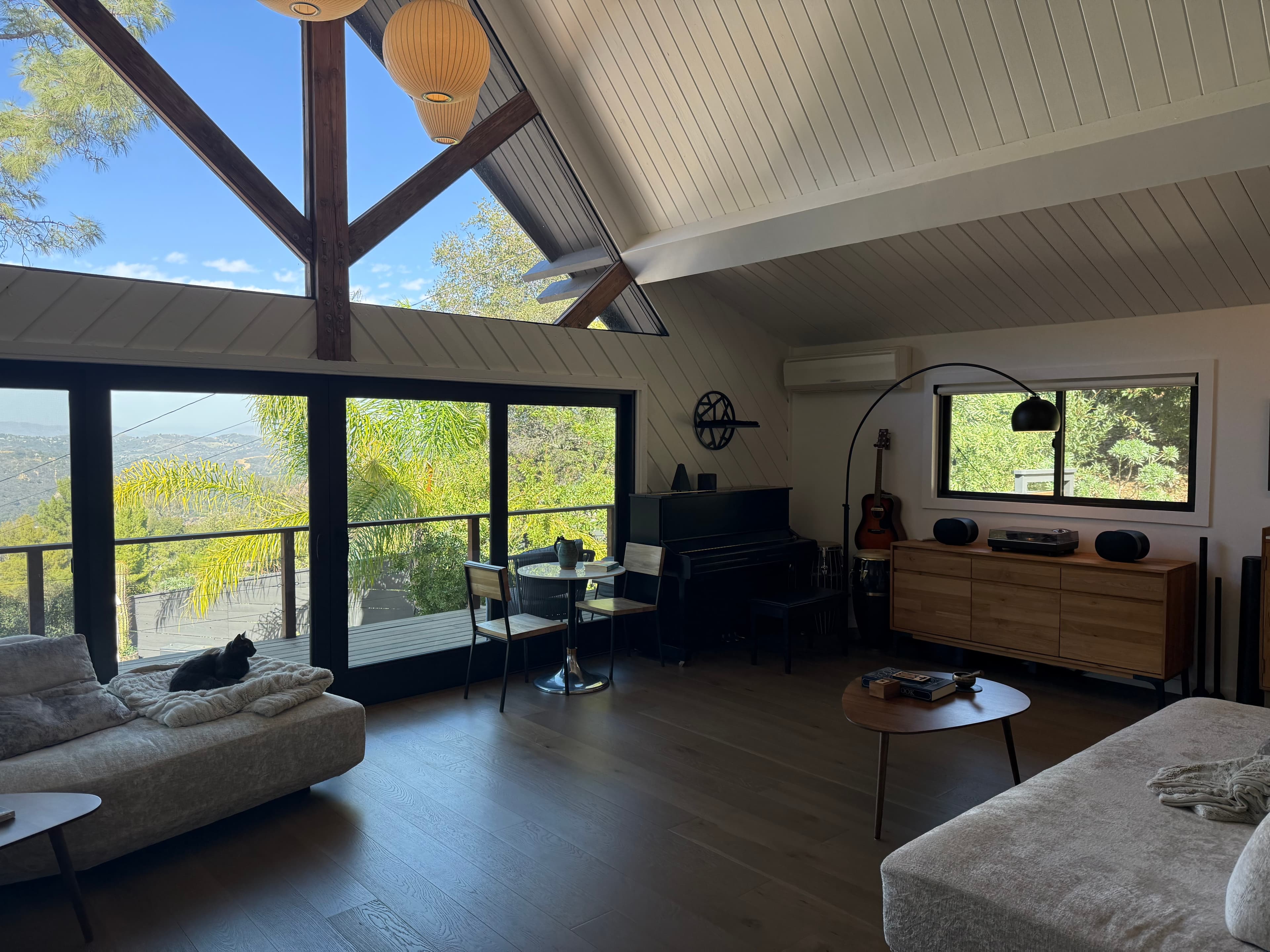 Life Room